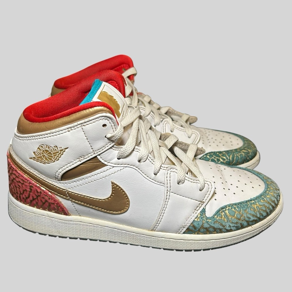 Air Jordan I 1 Mid NC To Chi sz‎ 7Y FB2212-100